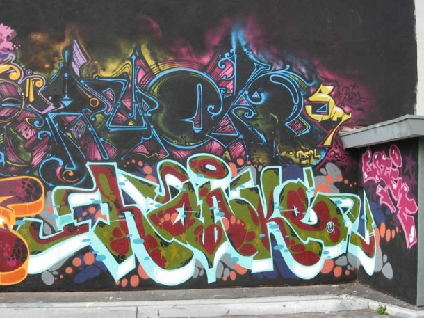 Audio57 above and Honke below. Esteme by Honke.